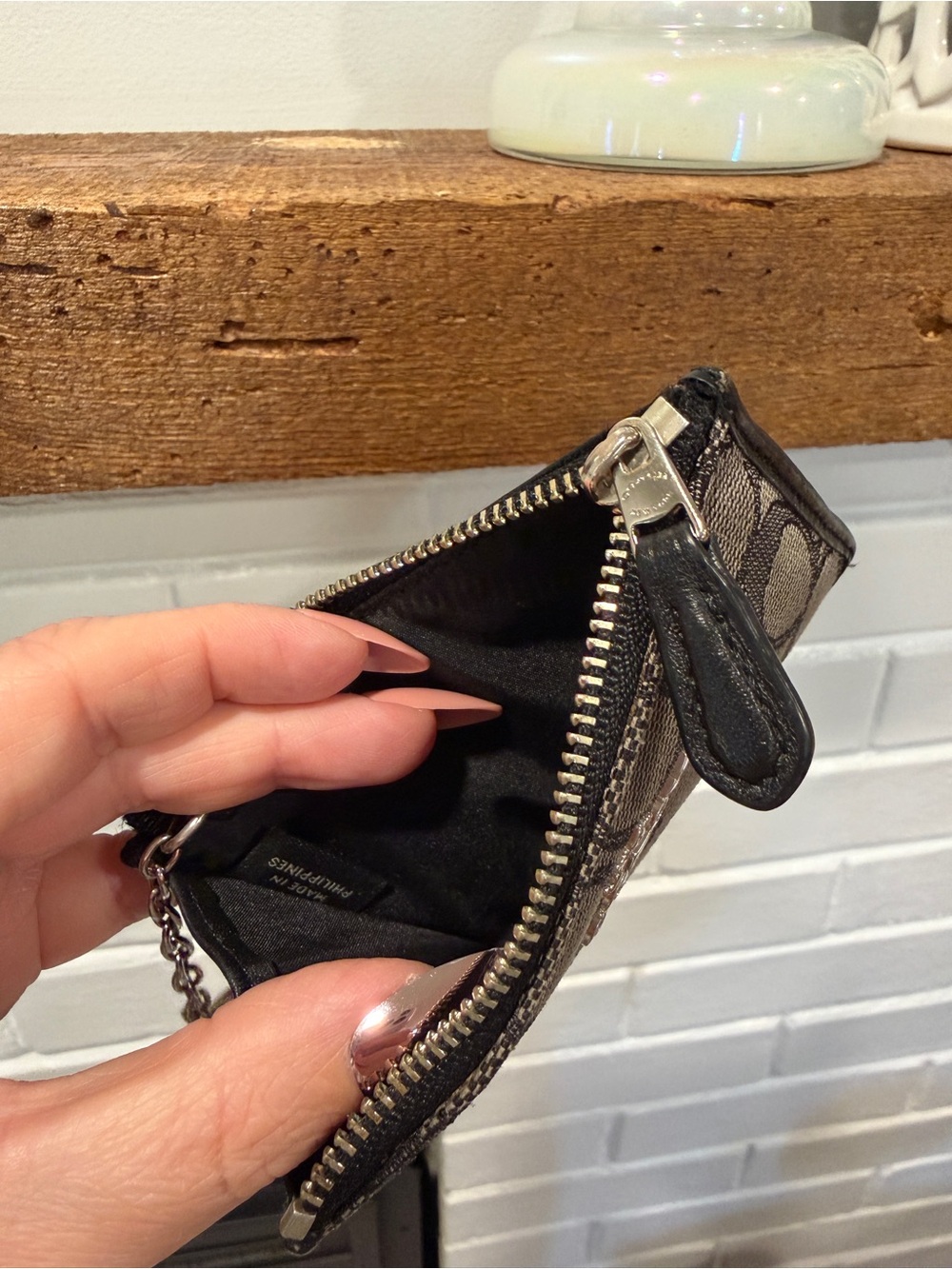 Vintage Coach! - Picture 4 of 14